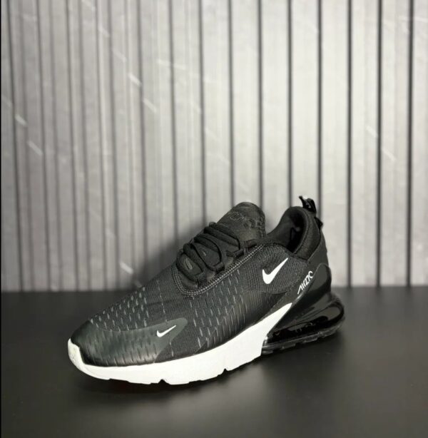 VN-122-2 Air Max 270 Negro con Blanco