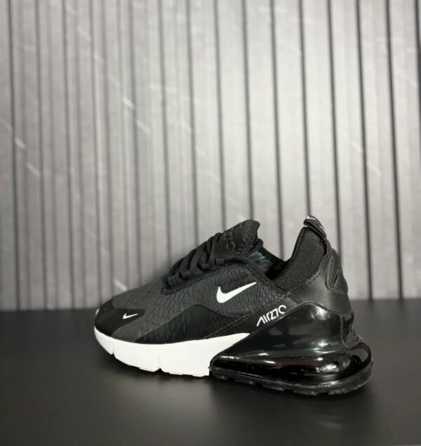 VN-122-3 Air Max 270 Negro con Blanco