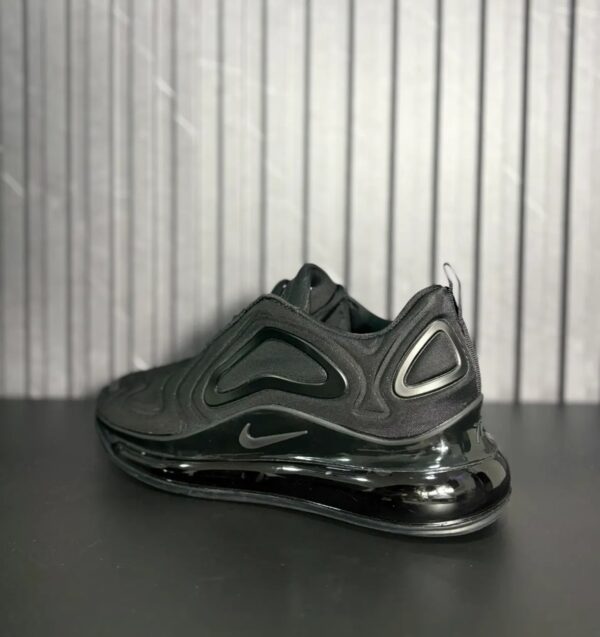Nike Air Max 720 Triple Black