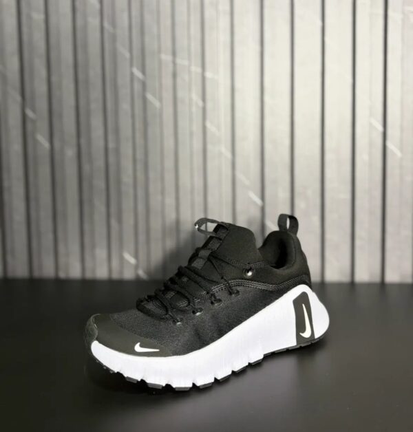 VN-131-2 Nike Free Metcon 6 Black White