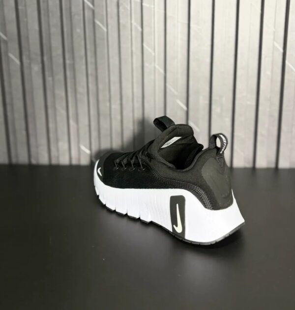 VN-131-3 Nike Free Metcon 6 Black White