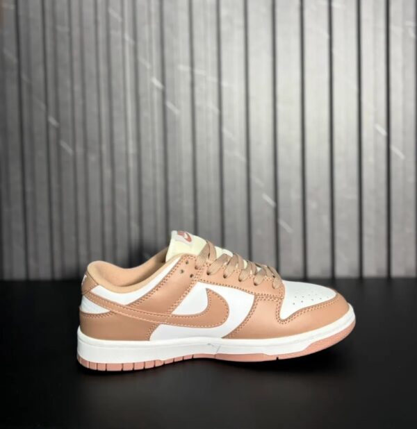Nike Dunk Low Rose Whisper