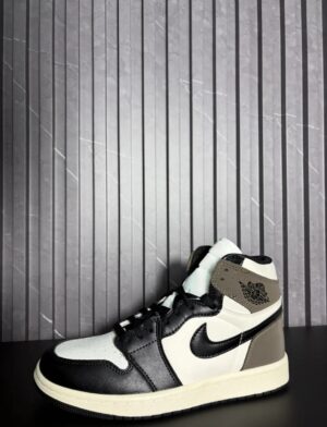 Air Jordan 1 Retro High OG Dark Moca