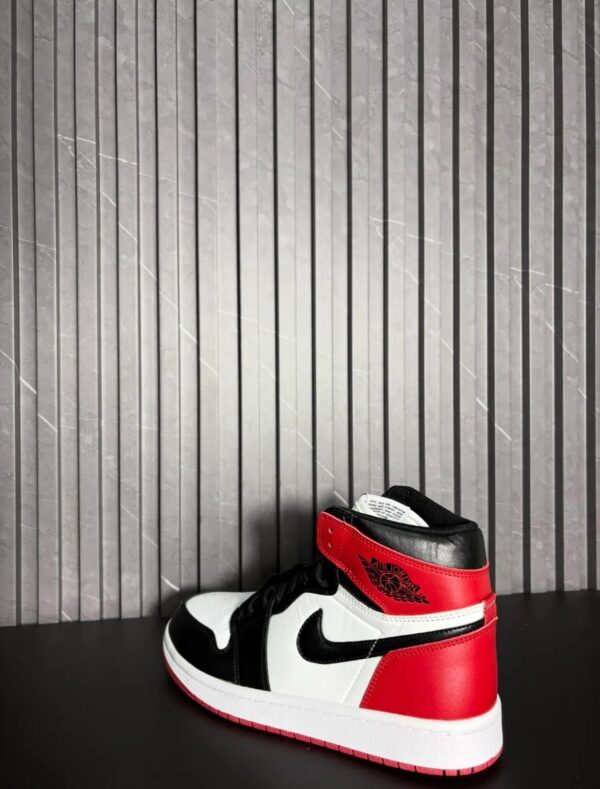 Jordan Retro High Breadtoe