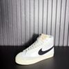 VN-171-2 Nike Blazer Mid 77 Vintage