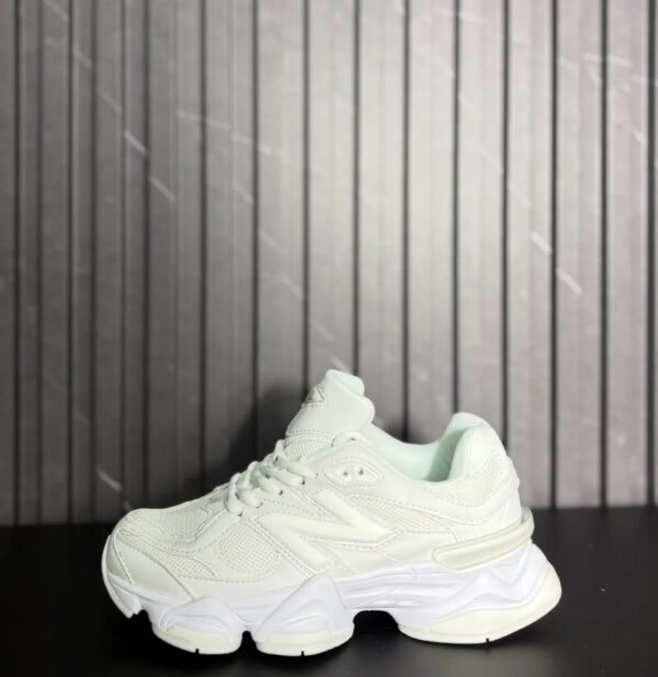 New Balance 9060 Sea Salt