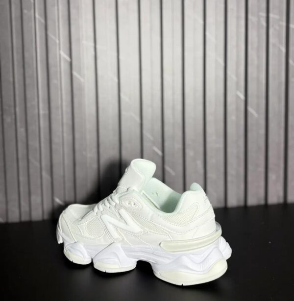 New Balance 9060 Sea Salt