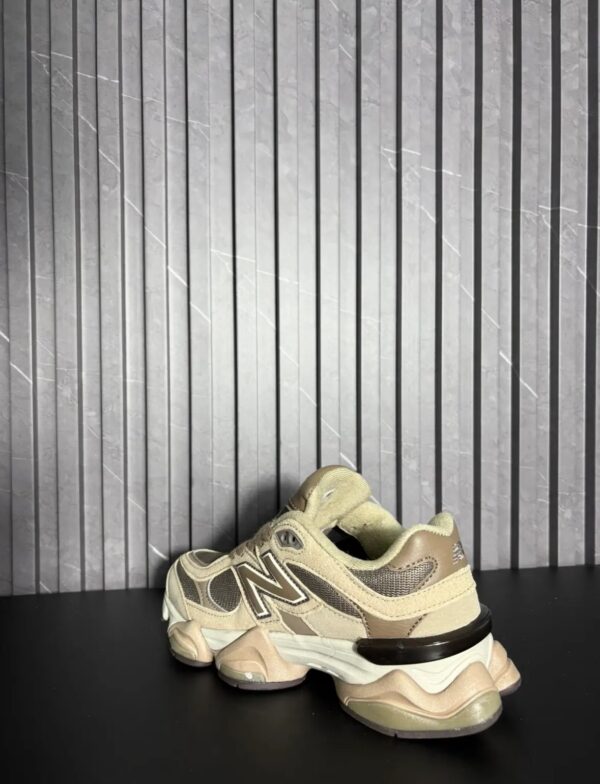 New Balance 9060 Brown