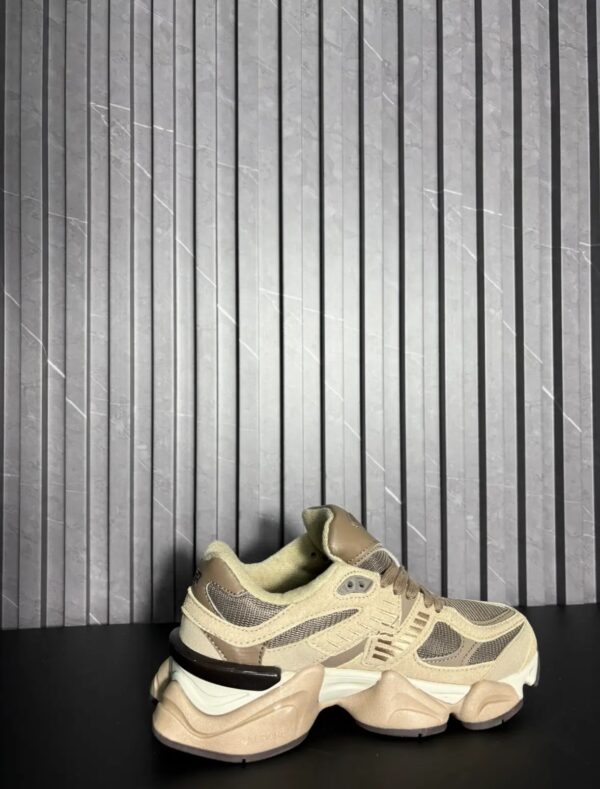 New Balance 9060 Brown