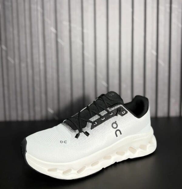 On Cloudtilt Undyed White Black