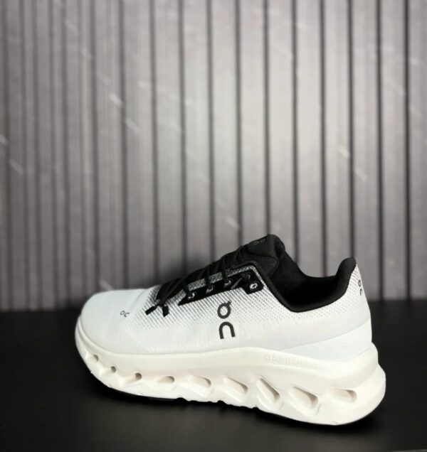 On Cloudtilt Undyed White Black