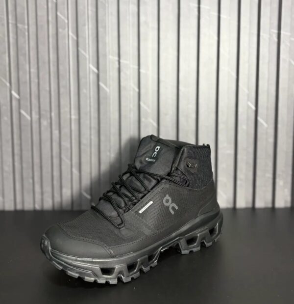 VN-431-2 On Cloudrock Waterproof Black