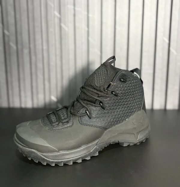 VN-511-2 Under Armour Infil Hike GTX Negro
