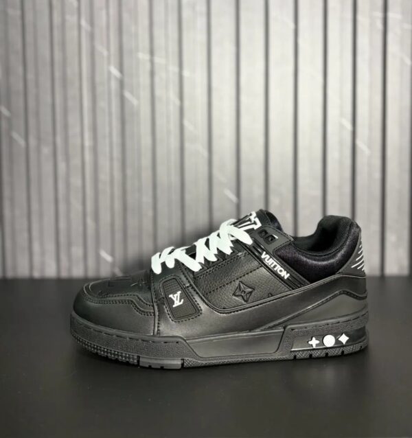 Louis Vuitton LV Trainer Black