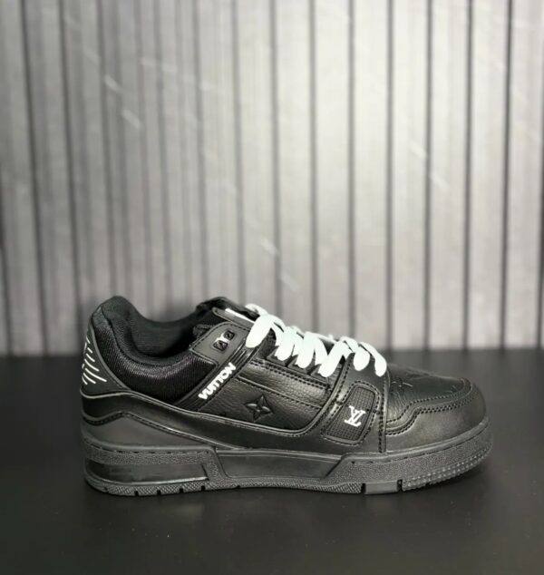 Louis Vuitton LV Trainer Black