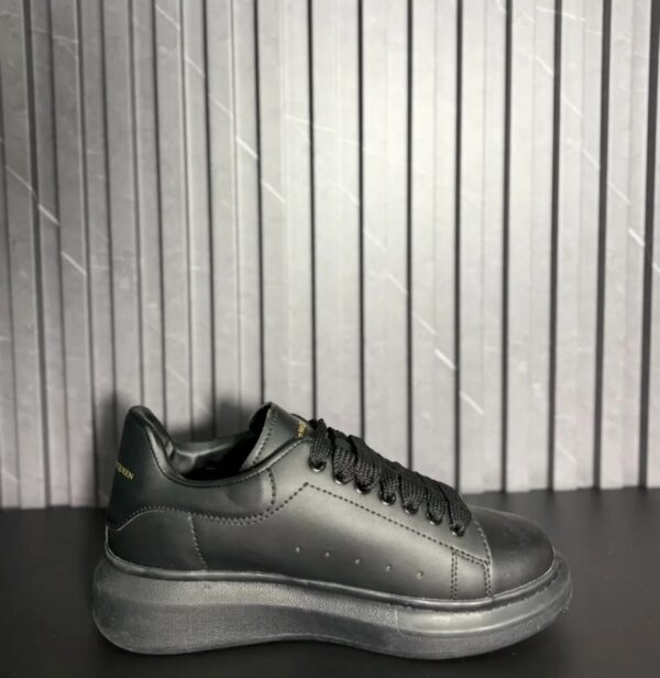 Alexander McQueen Oversized Triple Black